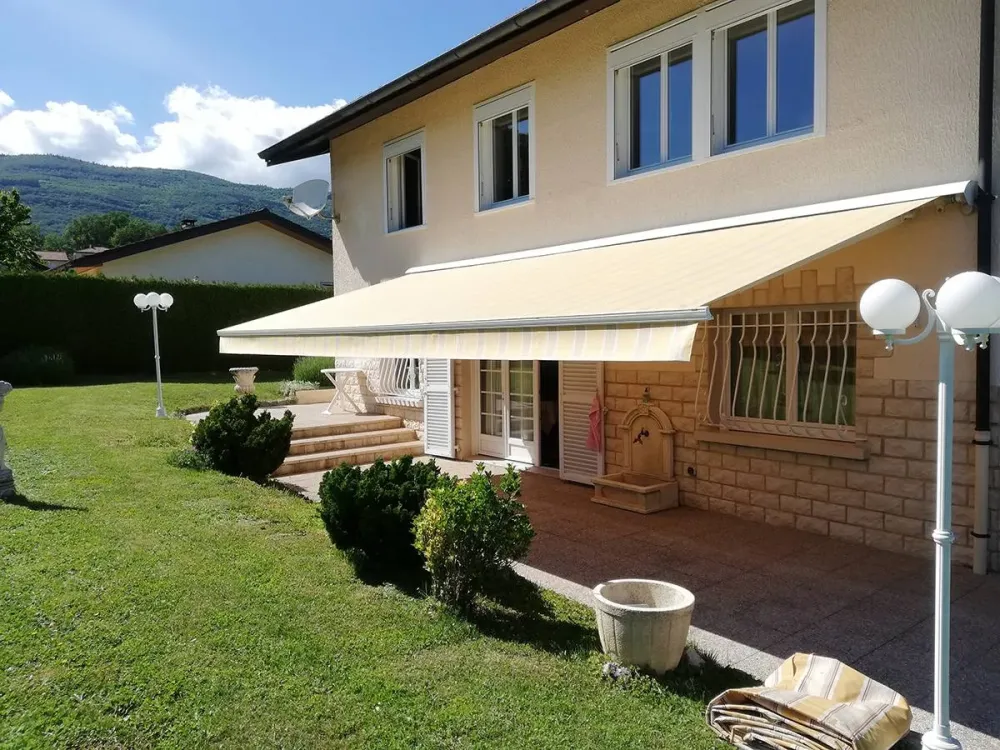 stores-sarl-bunoz-motz (12)