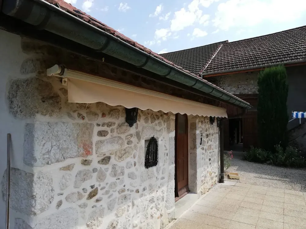 stores-sarl-bunoz-motz (39)