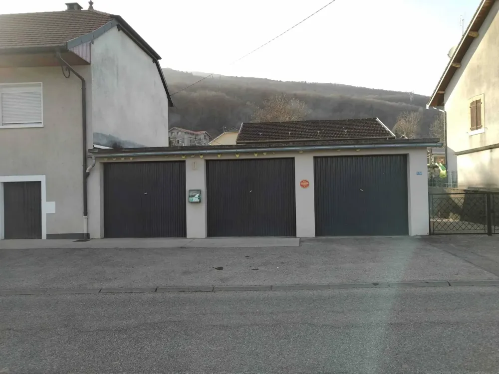 porte-de-garage-sarl-bunoz-motz (11)