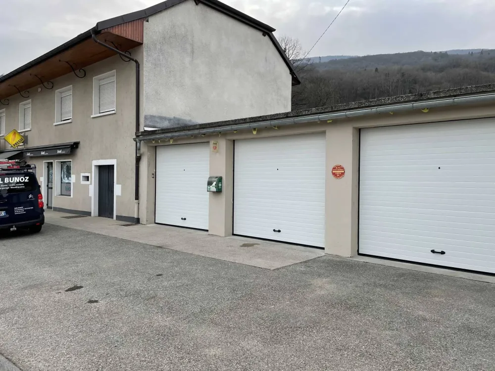 porte-de-garage-sarl-bunoz-motz (14)